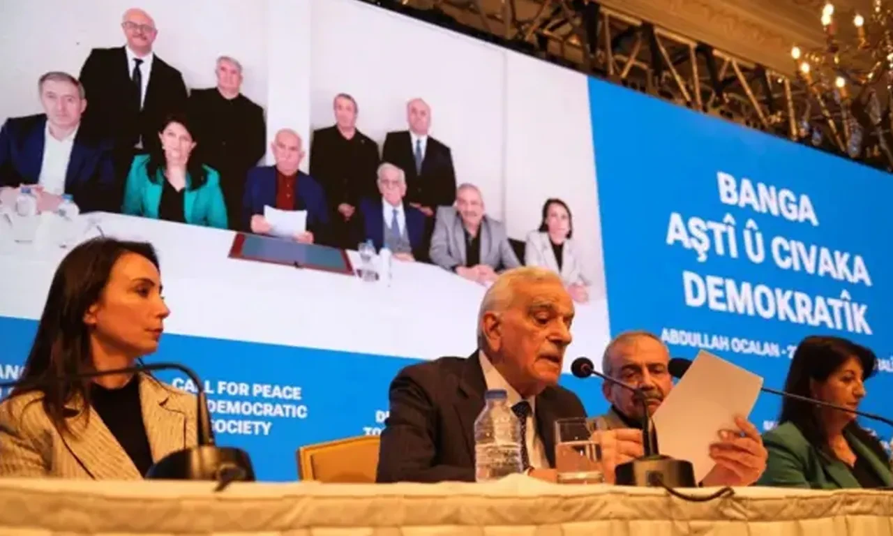 Son dakika | MHP lideri Bahçeli'den DEM Parti'nin ziyareti öncesi kritik mesaj: PKK feshi derhal kararlaştırmalı