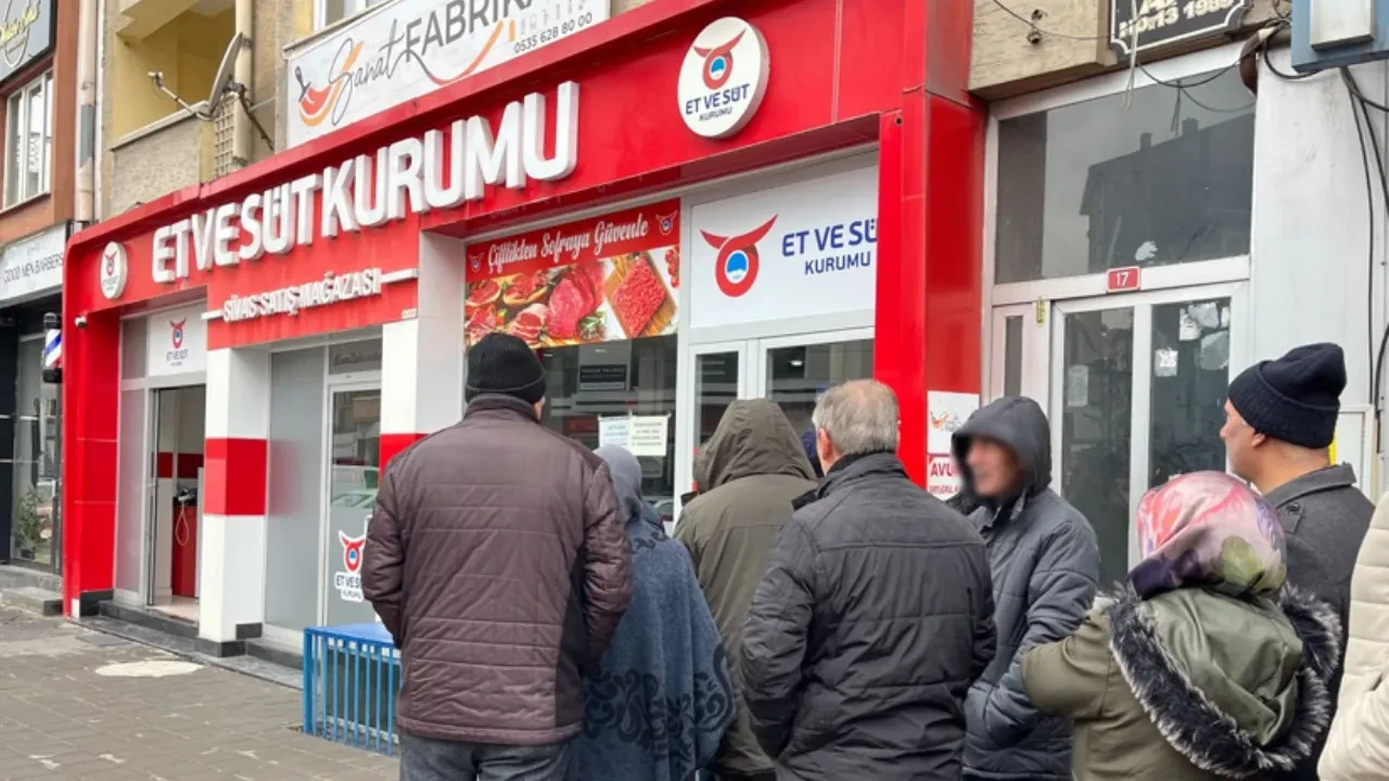 Vatandaşa et fiyatında stokçu kazığı! Ucuz etleri kota oyunu ile aldılar