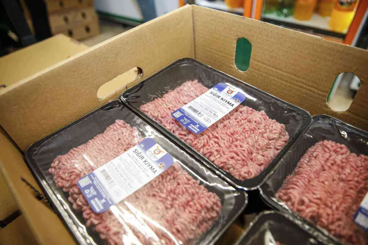 Vatandaşa et fiyatında stokçu kazığı! Ucuz etleri kota oyunu ile aldılar