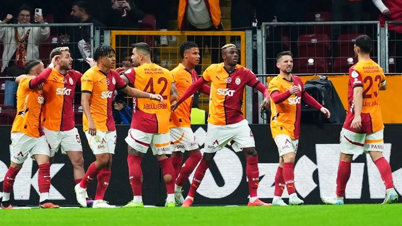 Galatasaray 2 futbolcuyla anlaştı: İmzalar an meselesi