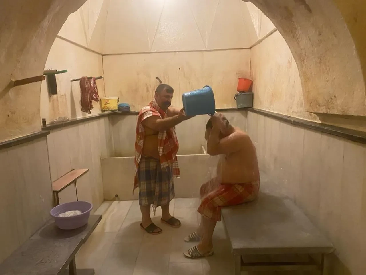 Gençlerin yüzüne bakmadığı meslek tehlikede: Günde 15 saat çalışıyor, aylık 50 bin TL kazanıyor