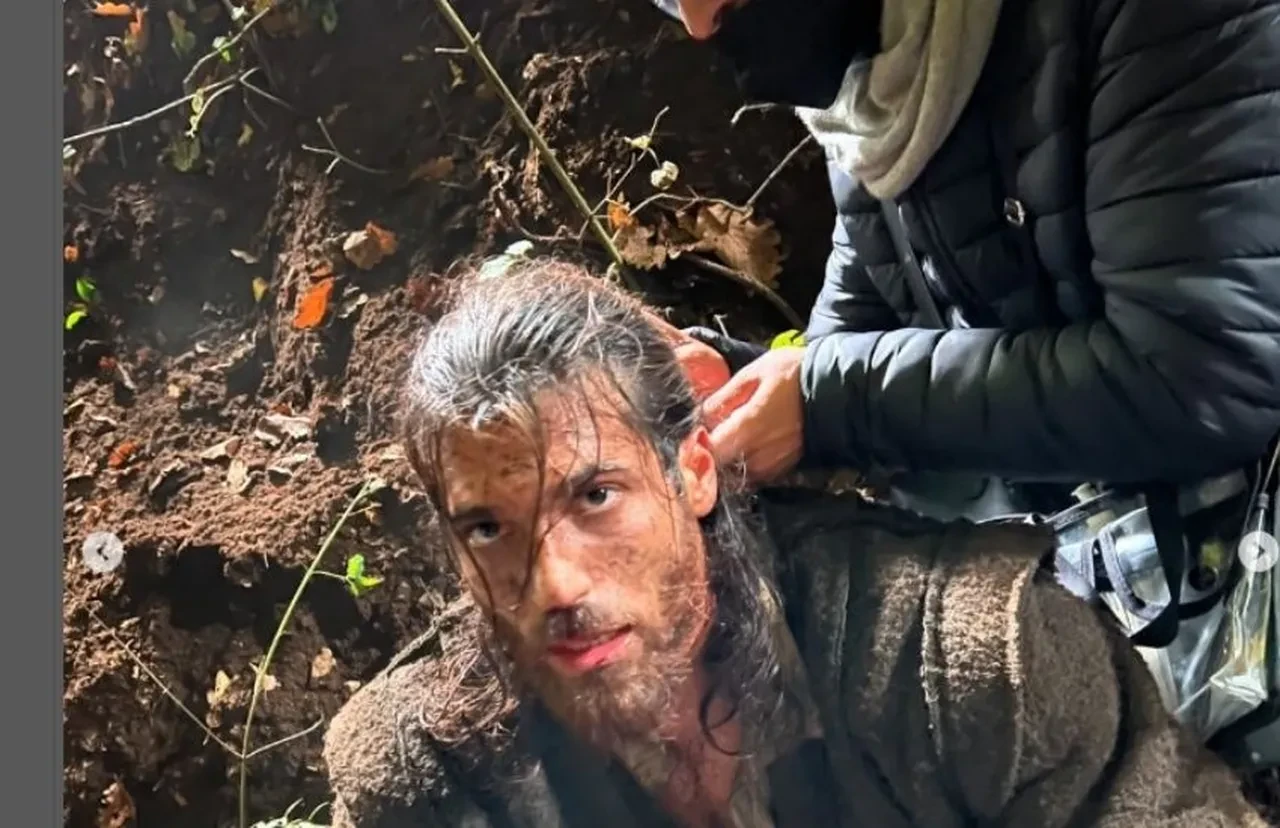 28 milyon dolar bütçeli dizide başrol oldu! Sosyal medyaya geri döndü