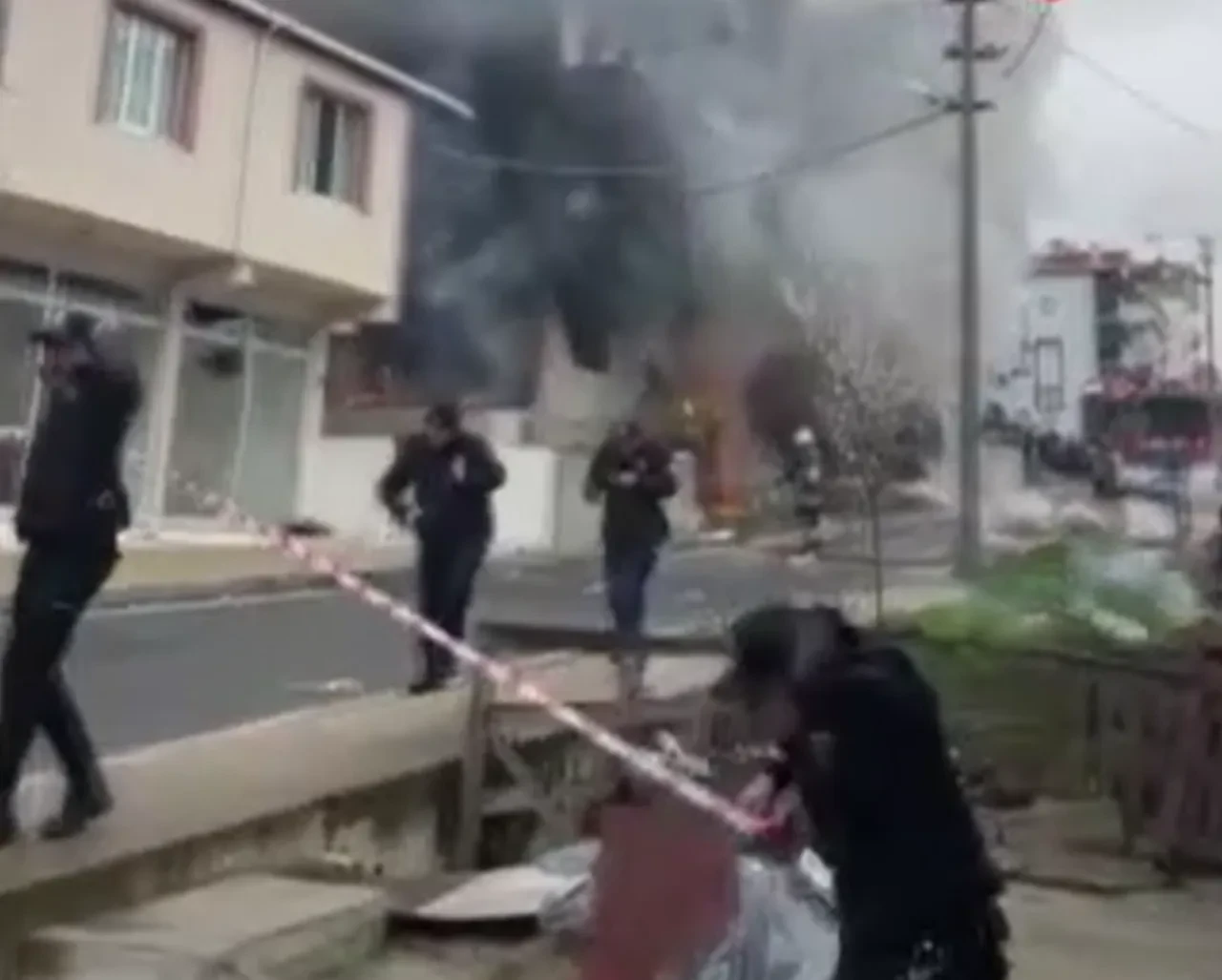 Çerkezköy'de doğal gaz patlaması! Ortalık savaş alanına döndü: Yaralılar var