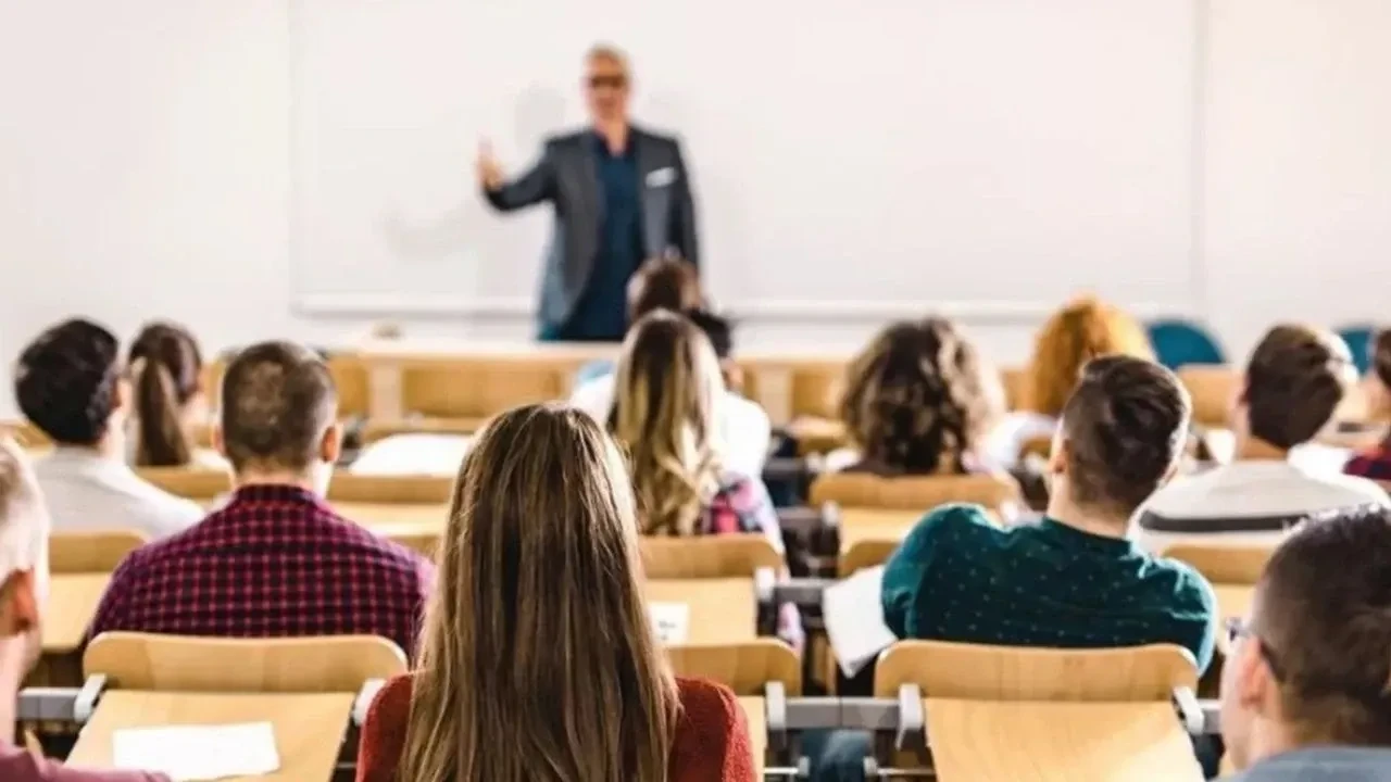 Devamsızlık Dilekçesi Nedir ve Nasıl Yazılır? 2025 Devamsızlık Dilekçesi Örneği