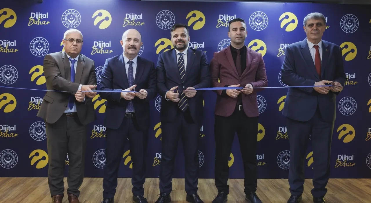 Turkcell'den huzurevlerine dijital dönüşüm: 20. Dijital Bahar Odası açıldı