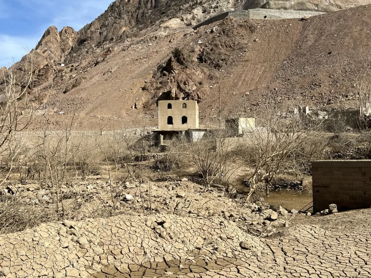 Asırlık köy tamamen yok olmuştu! Baraj suları çekildi ve şaşırtıcı manzara ortaya çıktı