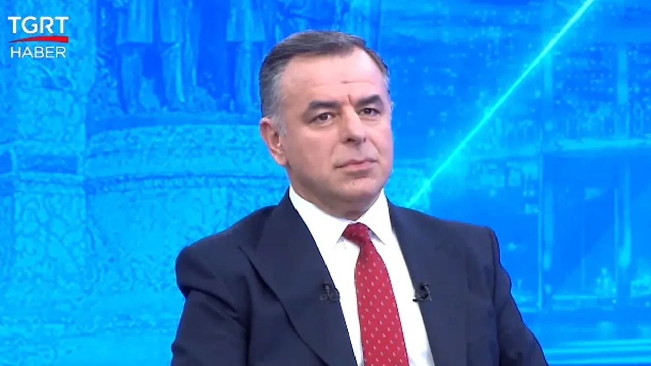 CHP'den kayyum önlemi! Barış Yarkadaş canlı yayında duyurdu: Ekrem İmamoğlu istifa etmeyi düşünüyor