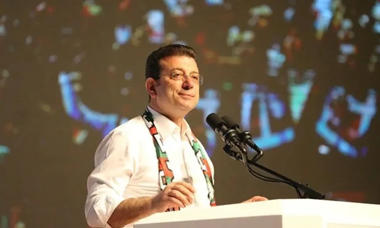 Ekrem İmamoğlu suç örgütü lideri ibaresi gündem oldu! Rezan Epözdemir'den çarpıcı yorum