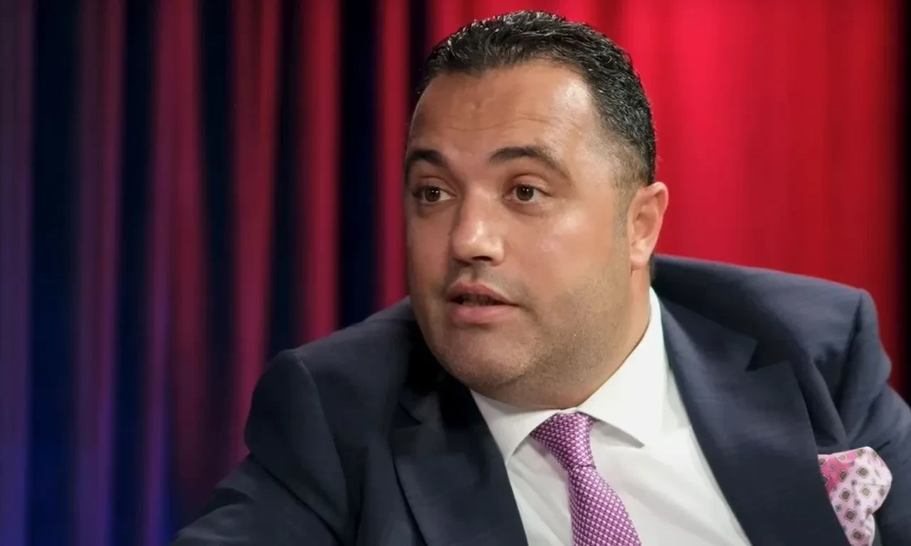 Ekrem İmamoğlu suç örgütü lideri ibaresi gündem oldu! Rezan Epözdemir'den çarpıcı yorum