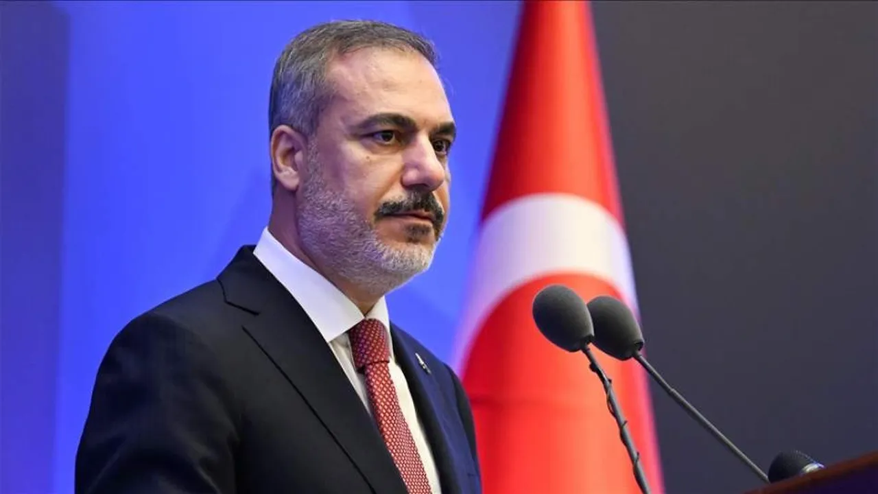 ABD'nin azarının ardından AB Zelenskiy'e kucak açtı! İngiltere'de Ukrayna Zirvesi! Türkiye'nin vereceği mesajlar
