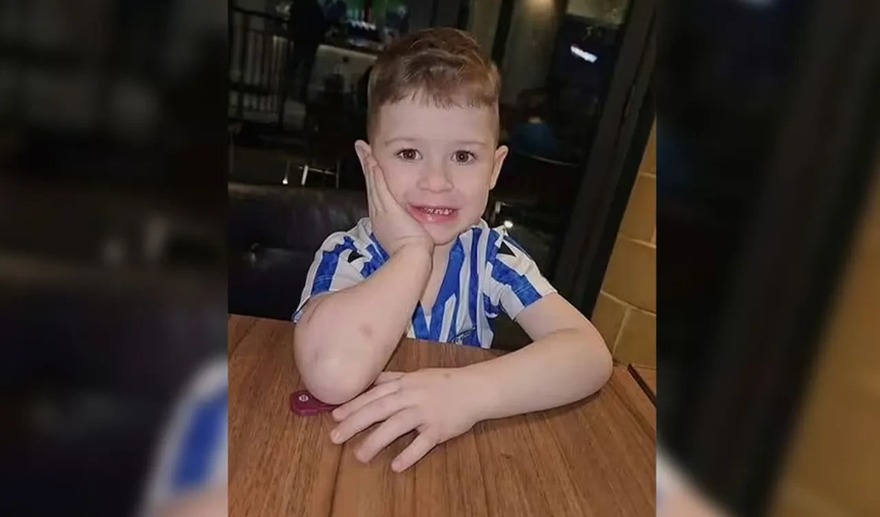Ailesinin umut ışığıydı! Küçük çocuk koltukaltında ağrı hissetti, saatler sonra hayatını kaybetti