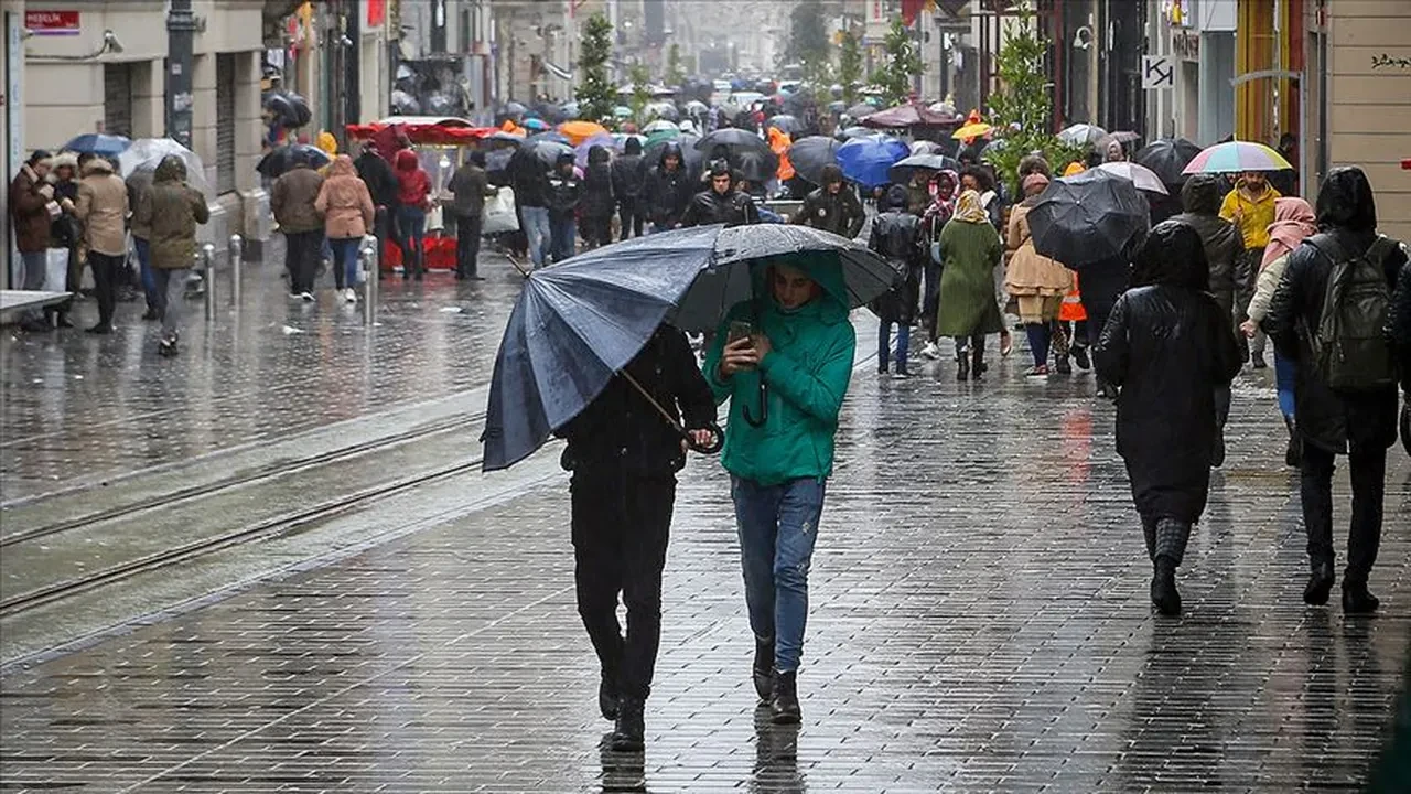 İstanbul dahil 17 il için sağanak ve kar alarmı! Meteoroloji saat verdi | 2 Mart hava durumu