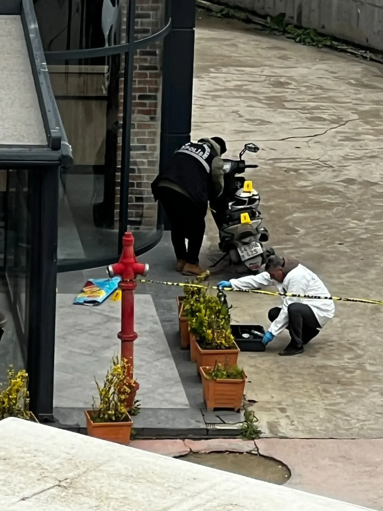 Kiracı dehşetinde hayrete düşüren detay: Markette cinayeti işledi, 5. adrese saldırırken yakalandı