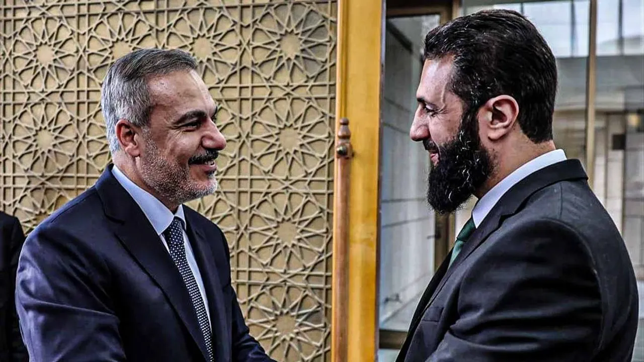 Son dakika | Dışişleri Bakanı Fidan'dan Suriye ziyaretiyle ilgili kritik açıklama! Yeni Suriye yönetimine YPG konusunda 3 şart