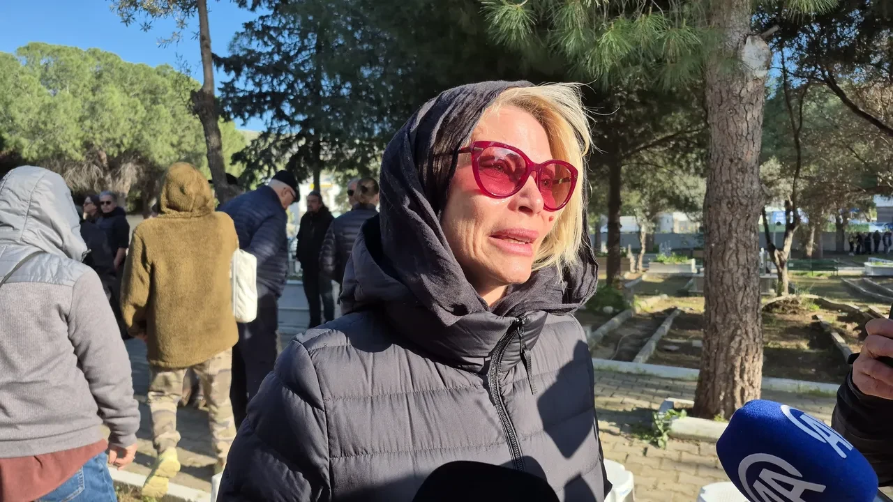 Tanyeli Bodrum'da gözyaşları içinde defnedildi