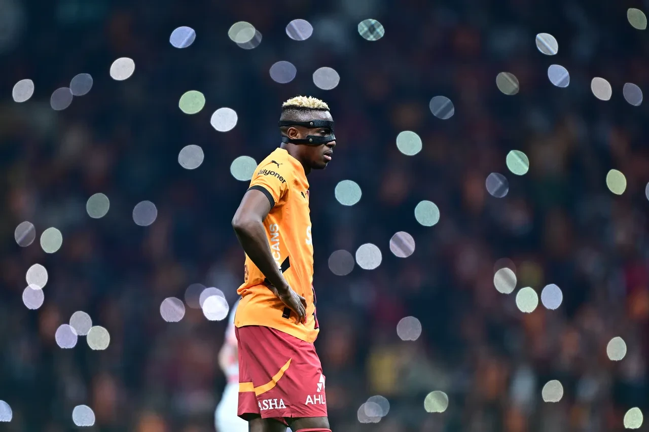 Victor Osimhen transferi için dev takas! Takımın yarısını gönderip onu alacaklar