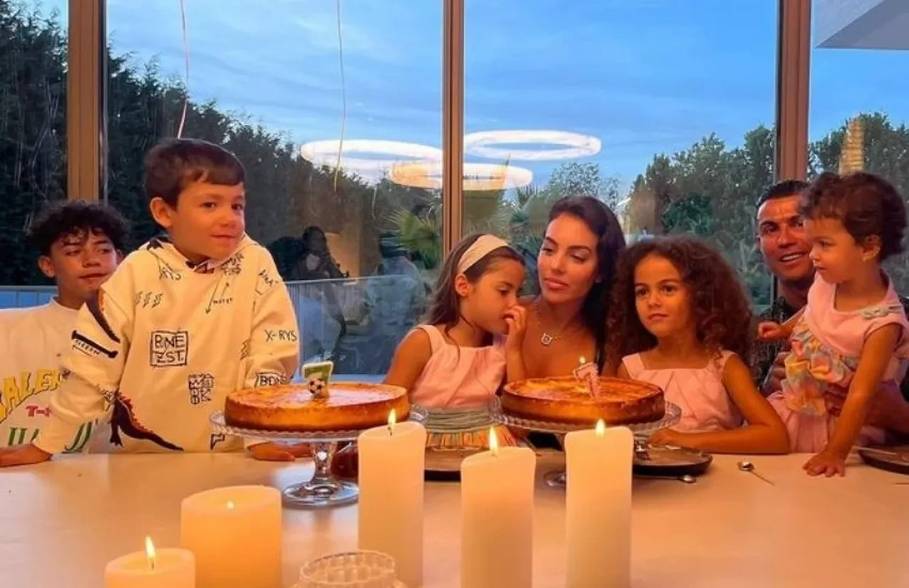 Cristiano Ronaldo ne zaman evleneceğini açıkladı