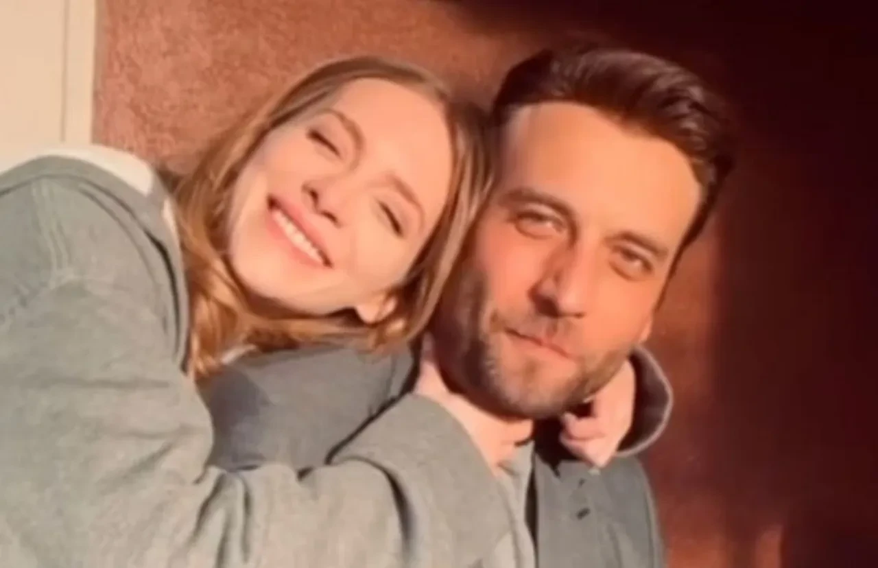 Hudutsuz Sevda dizisinden neden ayrıldıkları ortaya çıktı! Hayal Köseoğlu gönlünü rol arkadaşına kaptırdı