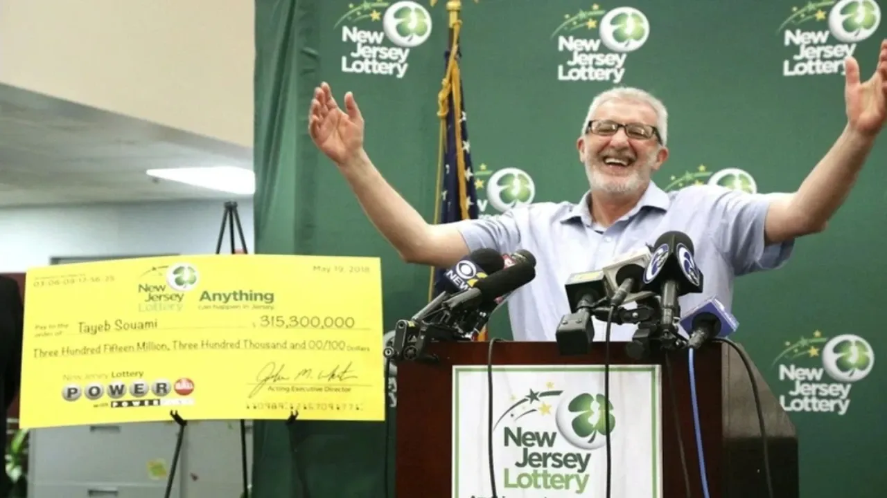 İade ettiği portakal suyu parasıyla zengin oldu! 