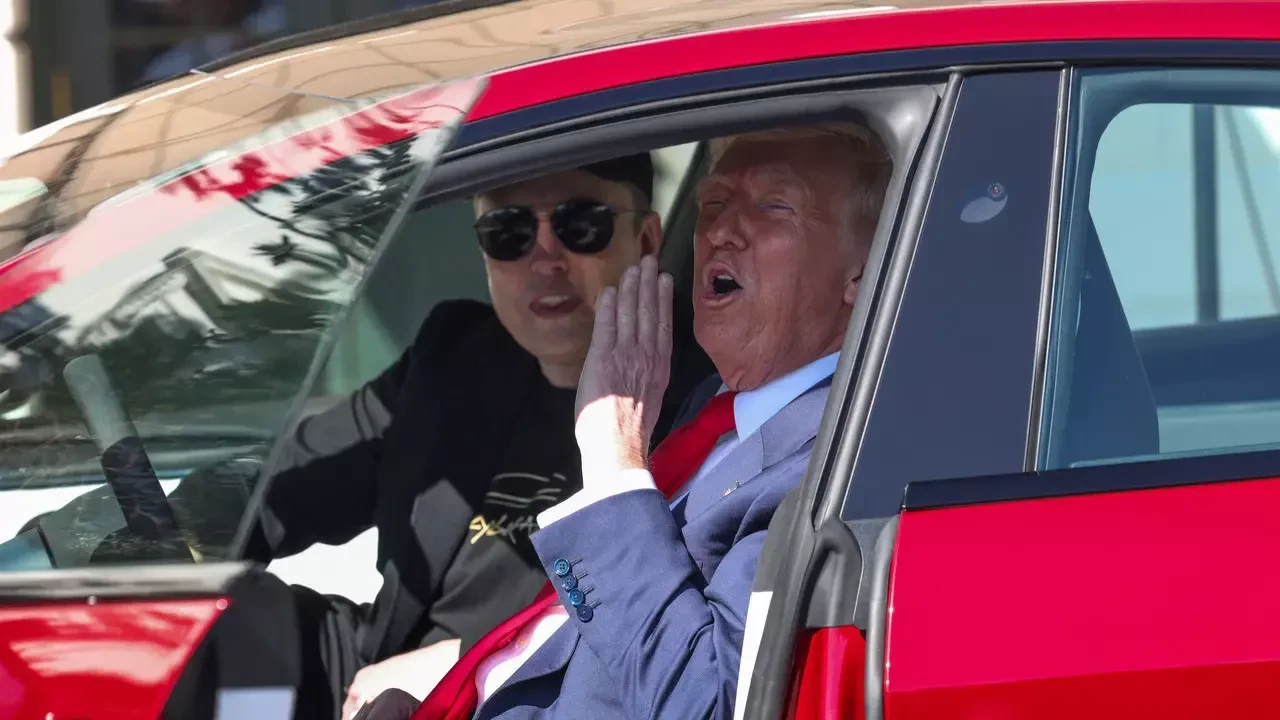 İkinci el fiyatları dipte: Tesla'nın ikinci el pazarı çöküyor