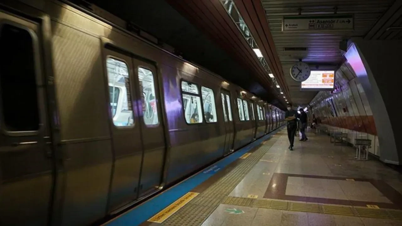 İstanbul'daki metro projesi İBB'den alınıp Ulaştırma Bakanlığı'na devredildi! Karar Resmi Gazete'de yayımlandı