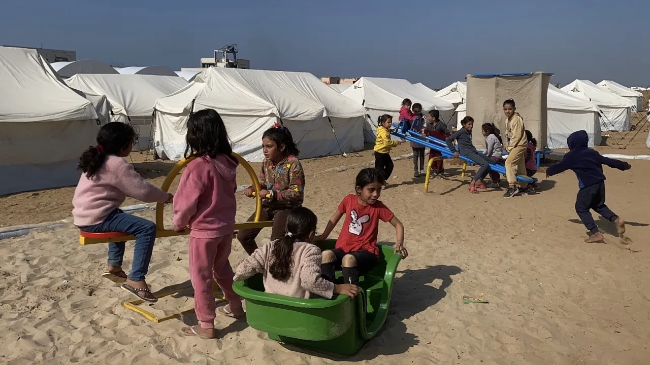 Sadakataşı Gazze'de çadır kent açılışı gerçekleştirdi