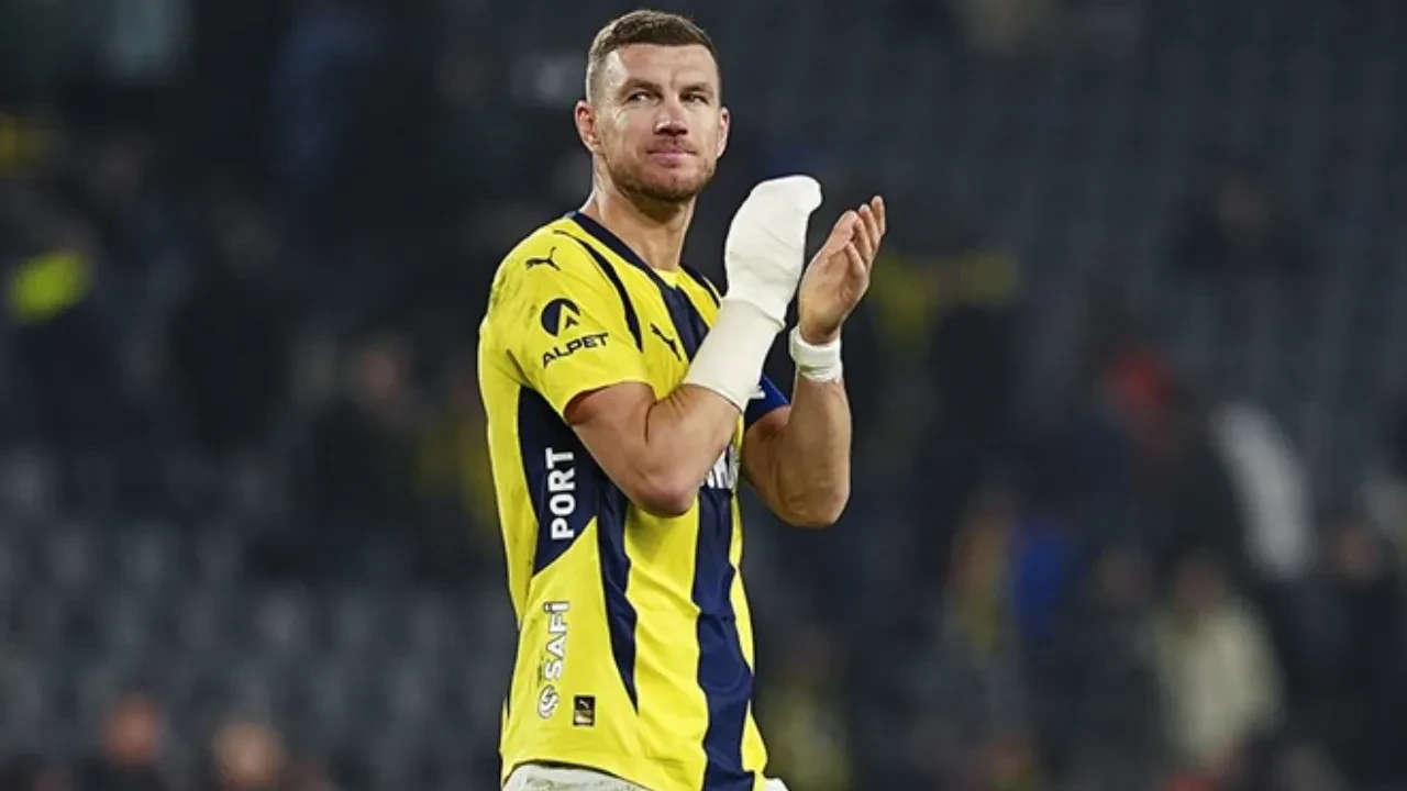 Fenerbahçe alarma geçti! Edin Dzeko krizinde Cenk Tosun detayı