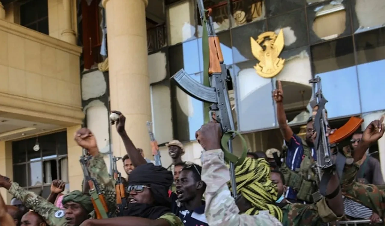 Sudan ordusundan yıllar sonra bir ilk! Merkez Bankası'nın kontrolünü ele geçirdi