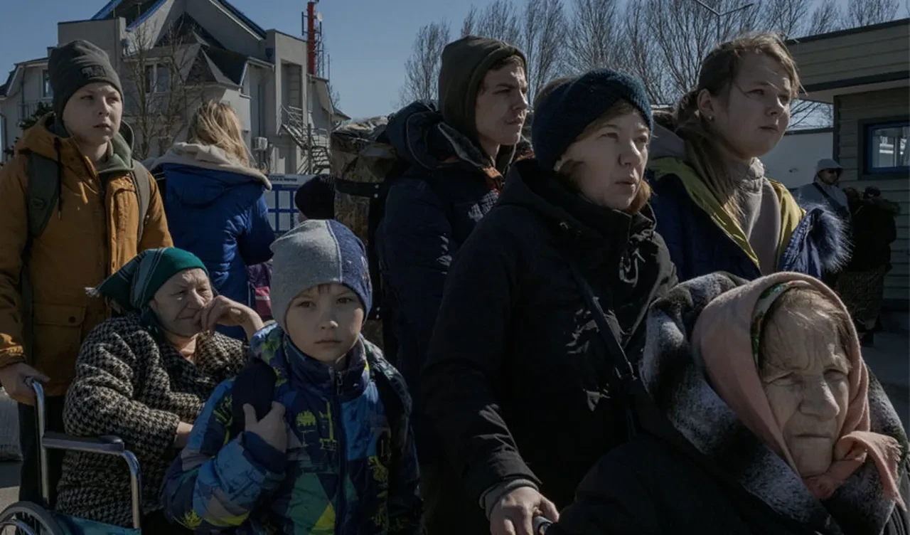 Trump, göçmenlere kabusu yaşatıyor! Yarım milyon kişinin yasal statüsünü iptal etti