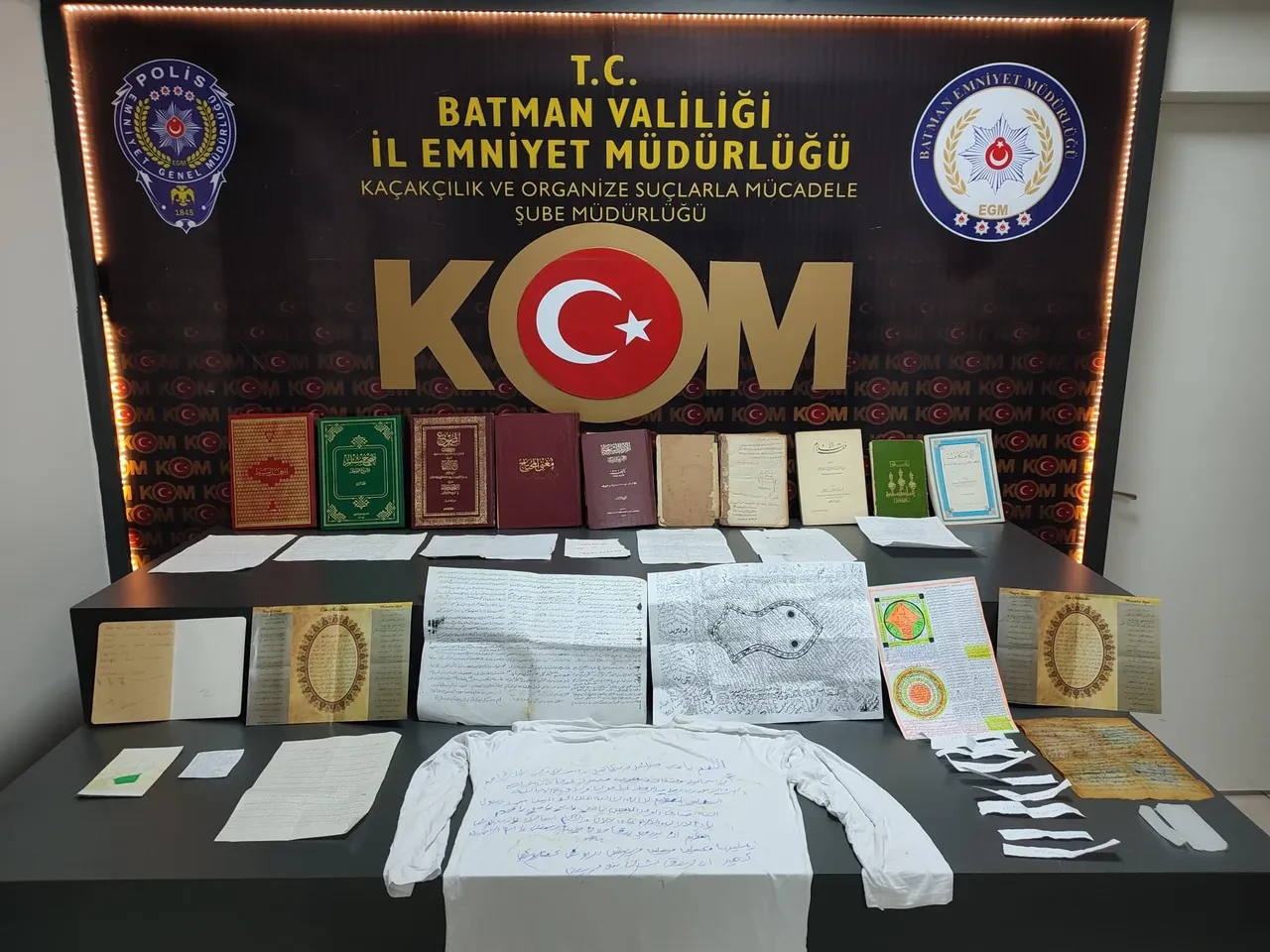 Batman merkezli 7 ilde operasyonda 15 kişiye tutuklama: Sözde cin çıkarıp şifa dağıtan anne-kızın milyonluk vurgunu