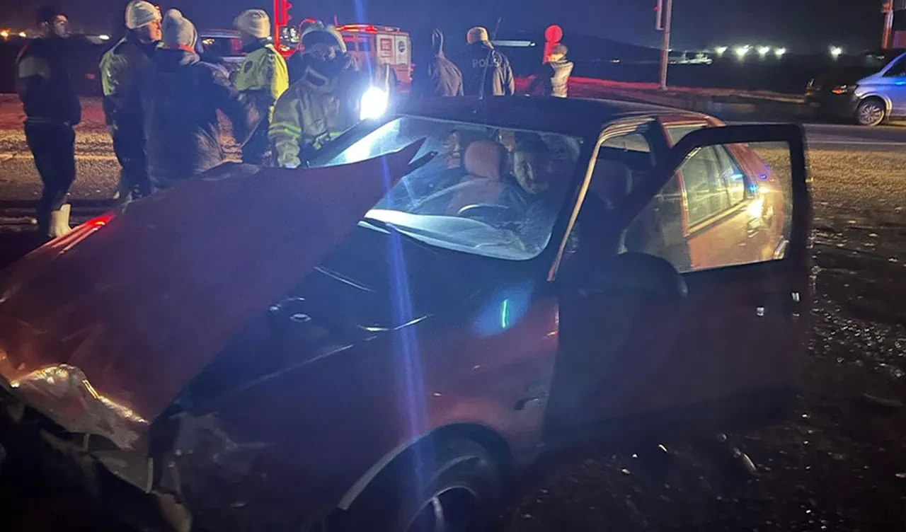 Kars’ta feci trafik kazası: 3 yaralı