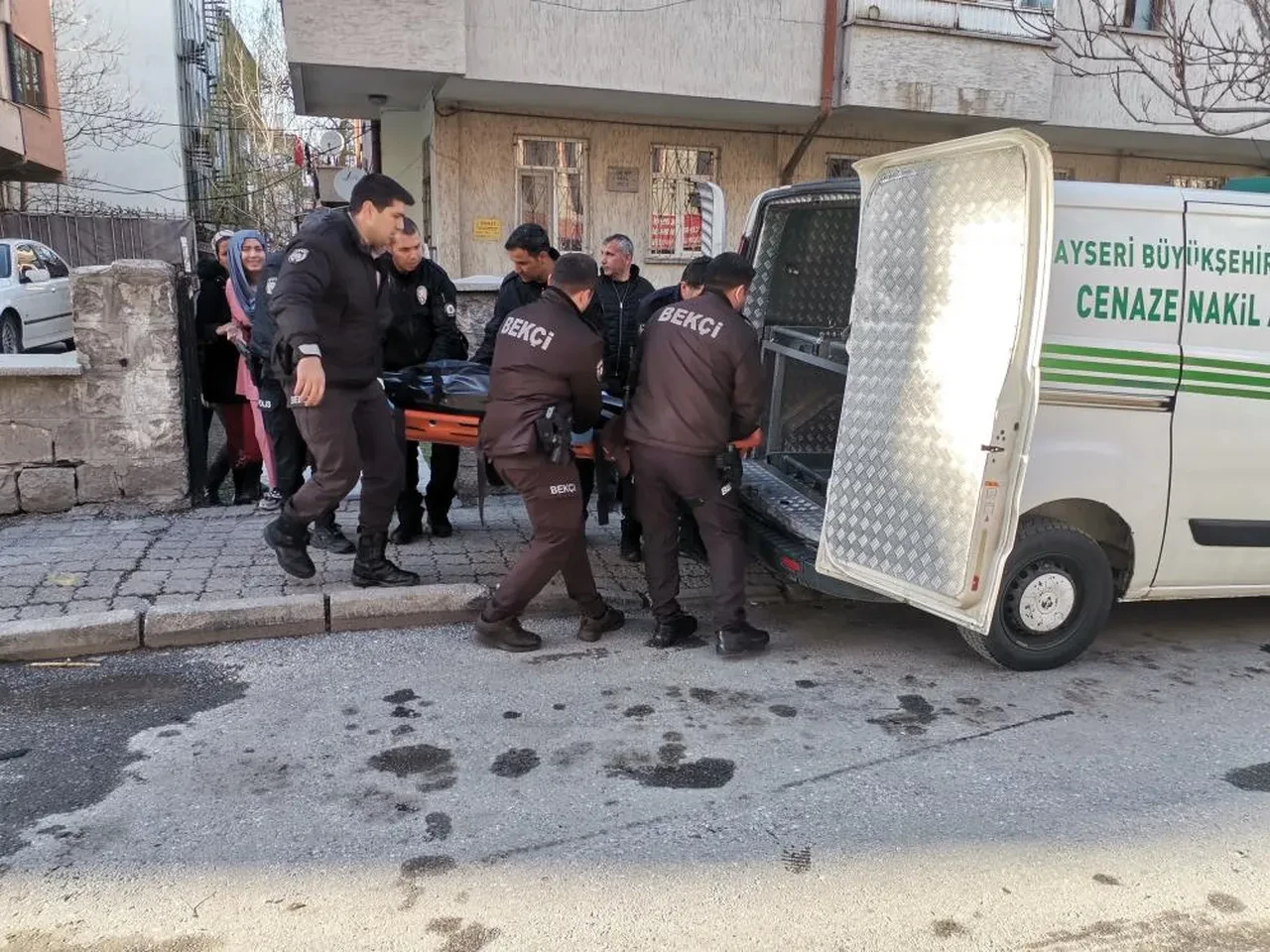 Kayseri'de evlat vahşeti! Annesini defalarca bıçaklayarak katletti