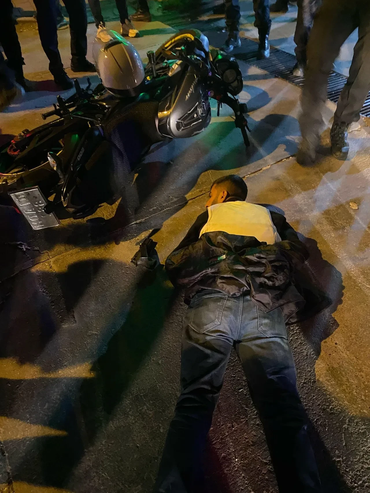 Adana'da akıllara durgunluk veren 'halay başı' kavgası! Çelik yelek giyip kurşun yağdırdılar