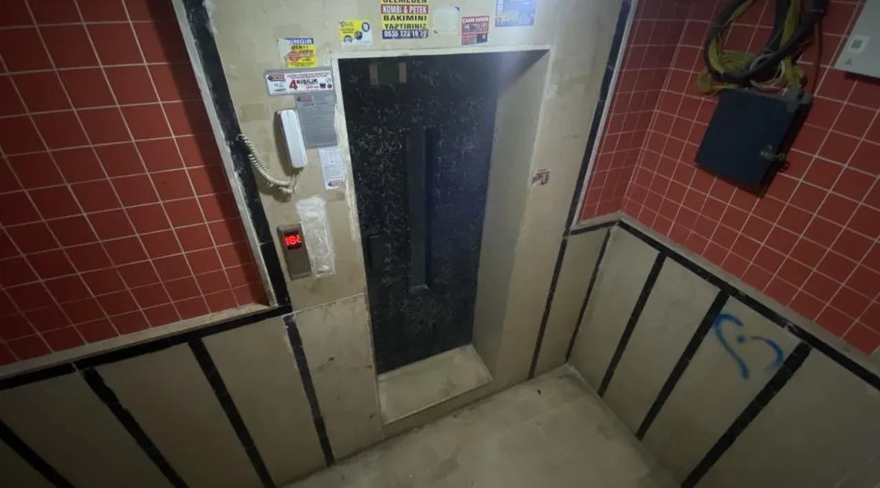 Diyarbakır'da apartman görevlisinin acı sonu! Asansör boşluğuna düşerek öldü