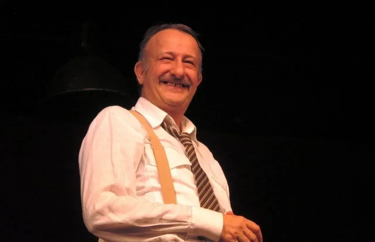 Beyin kanaması geçiren Naşit Özcan'dan yeni haber
