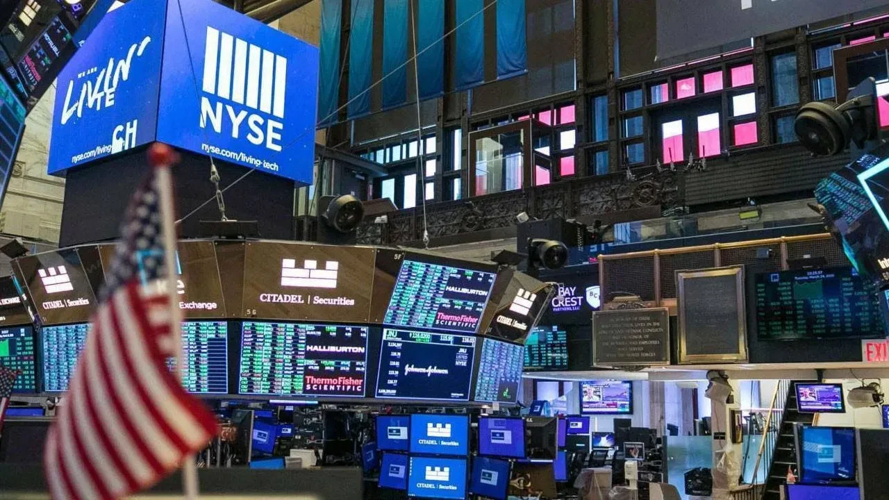ABD borsasından kaçış başladı: Herkes Buffett gibi nakitte bekliyor