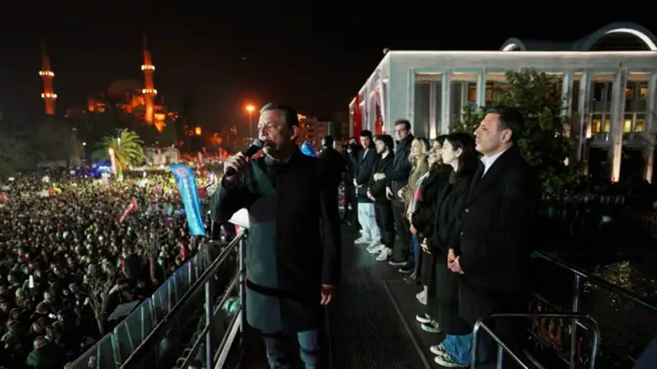 Özgür Özel'in boykot çağrısına AK Parti'den tepki!  'Bu siyasal zorbalıktır'