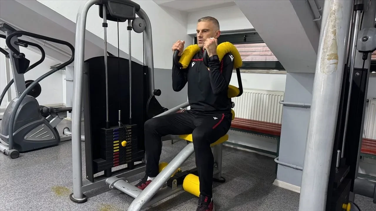 Süper Lig hakemi profesör çıktı! Üniversitede ders veriyor