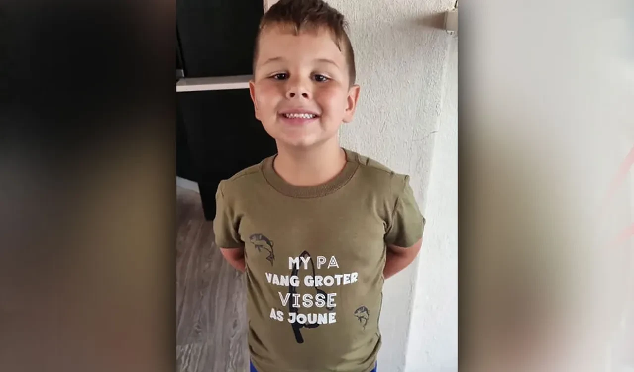 Aile balık tutarken küçük çocuk timsah saldırısında kolunu kaybetti! Korkunç anlara tepki yağdı