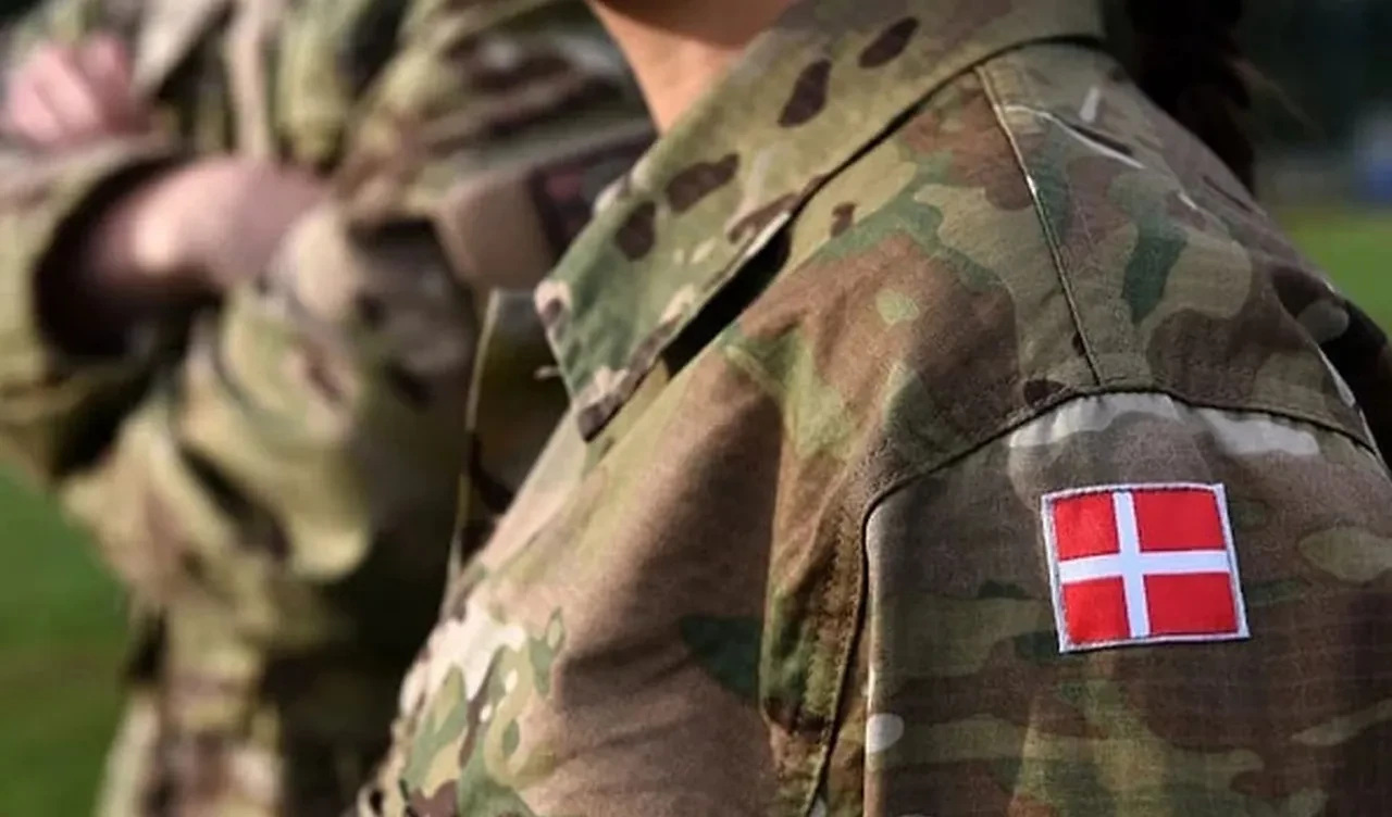 Danimarka 'tüm savaş gücünü' harekete geçiriyor! Kadınlar için zorunlu askerlik geliyor