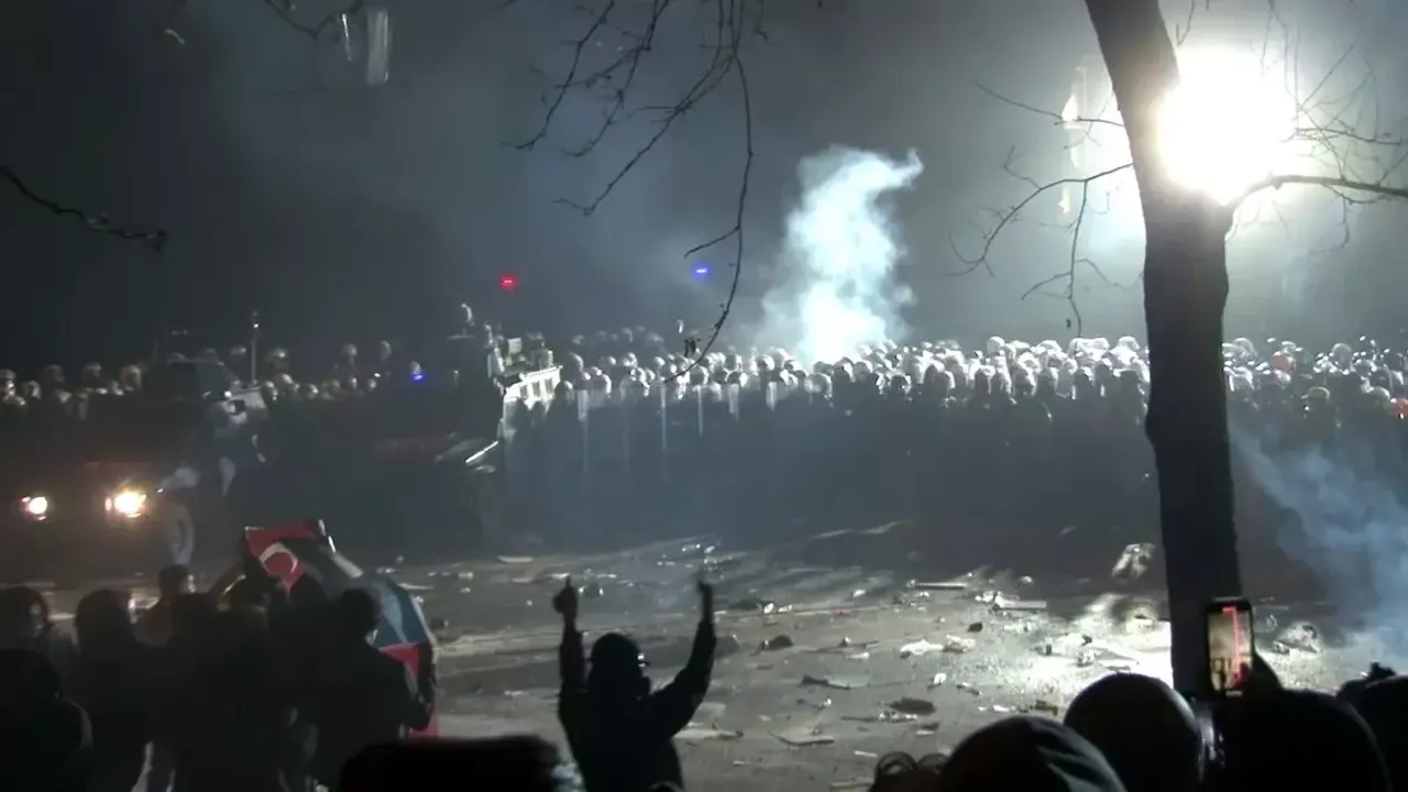 Gözaltına alınanlara kötü muamele yapılıyor mu? EGM'den açıklama geldi