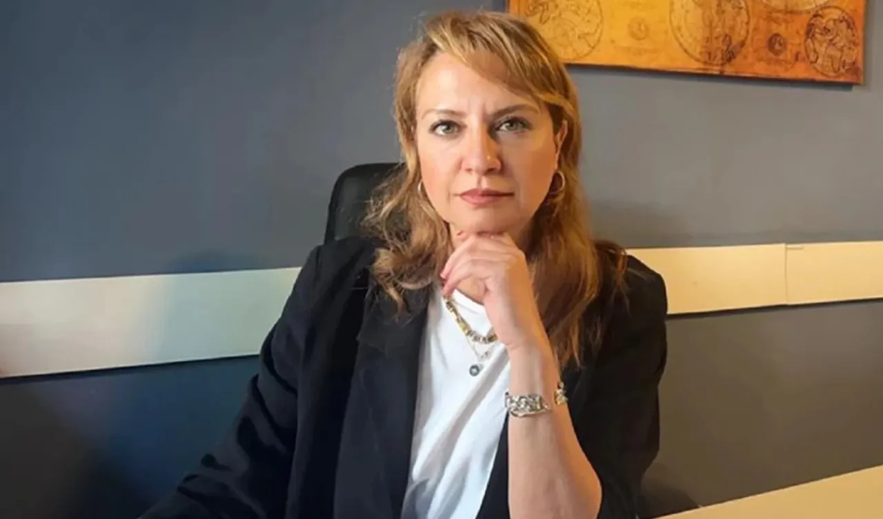 İBB'ye terör soruşturması: Firari şüpheli Ebru Özdemir teslim oldu