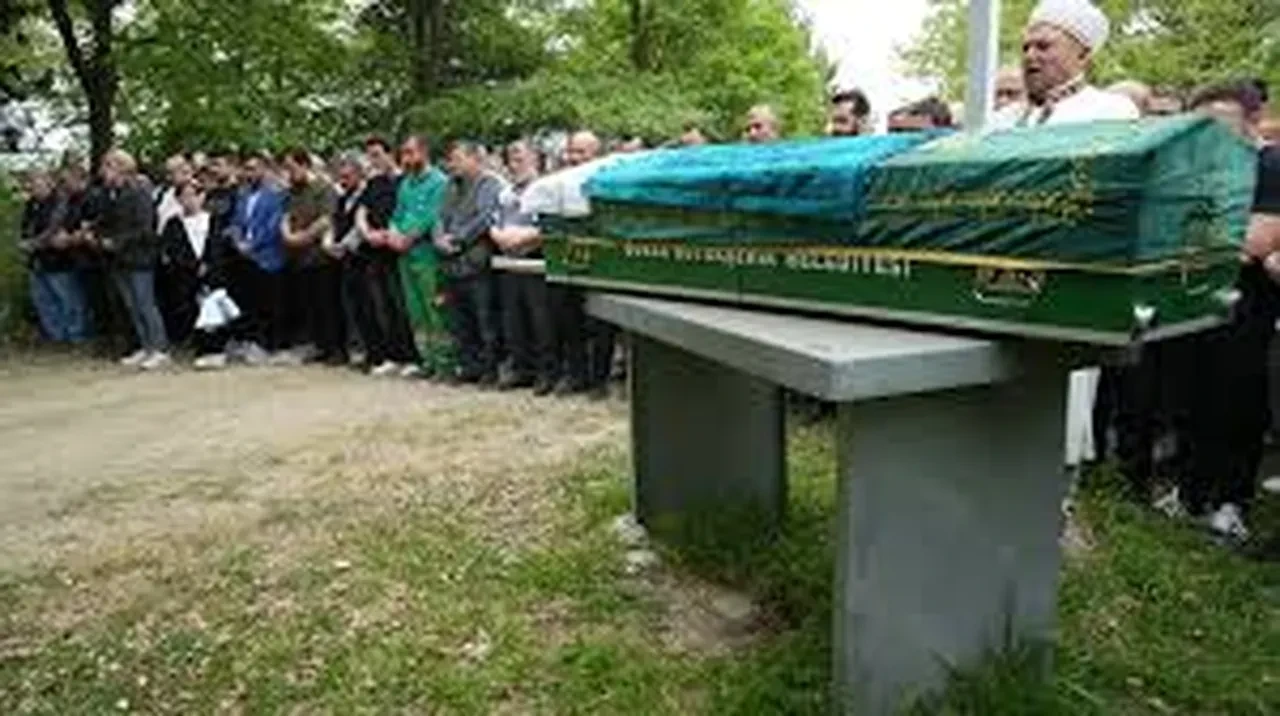 Kadınlar cenaze namazı kılabilir mi? İslam'da cenaze namazının hükmü!