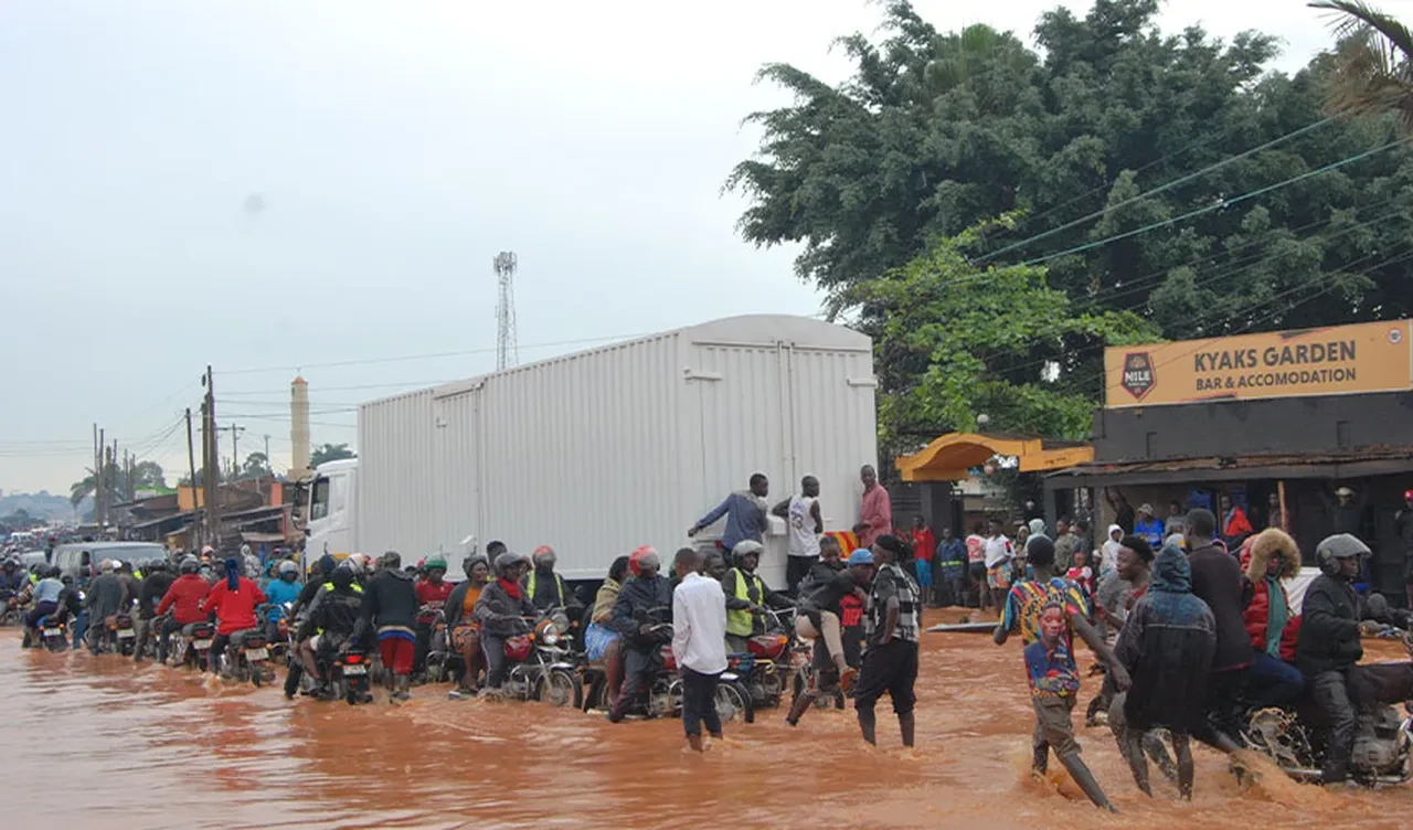 Uganda felaketi yaşıyor! Başkent sular altında kaldı: Ölüler var