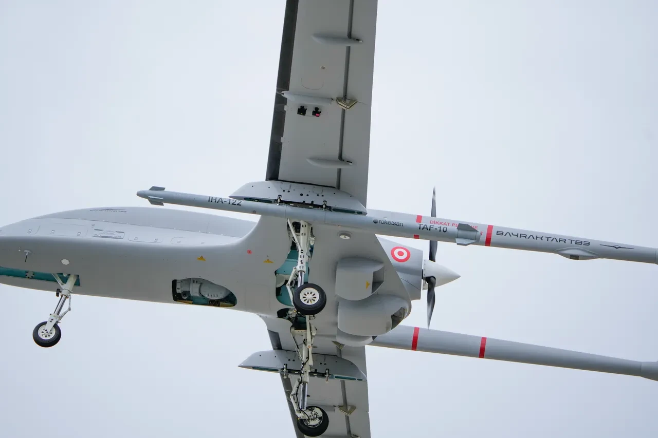 Bayraktar TB3 SİHA'dan süpersonik füze ile hedef tam isabetle vuruldu!