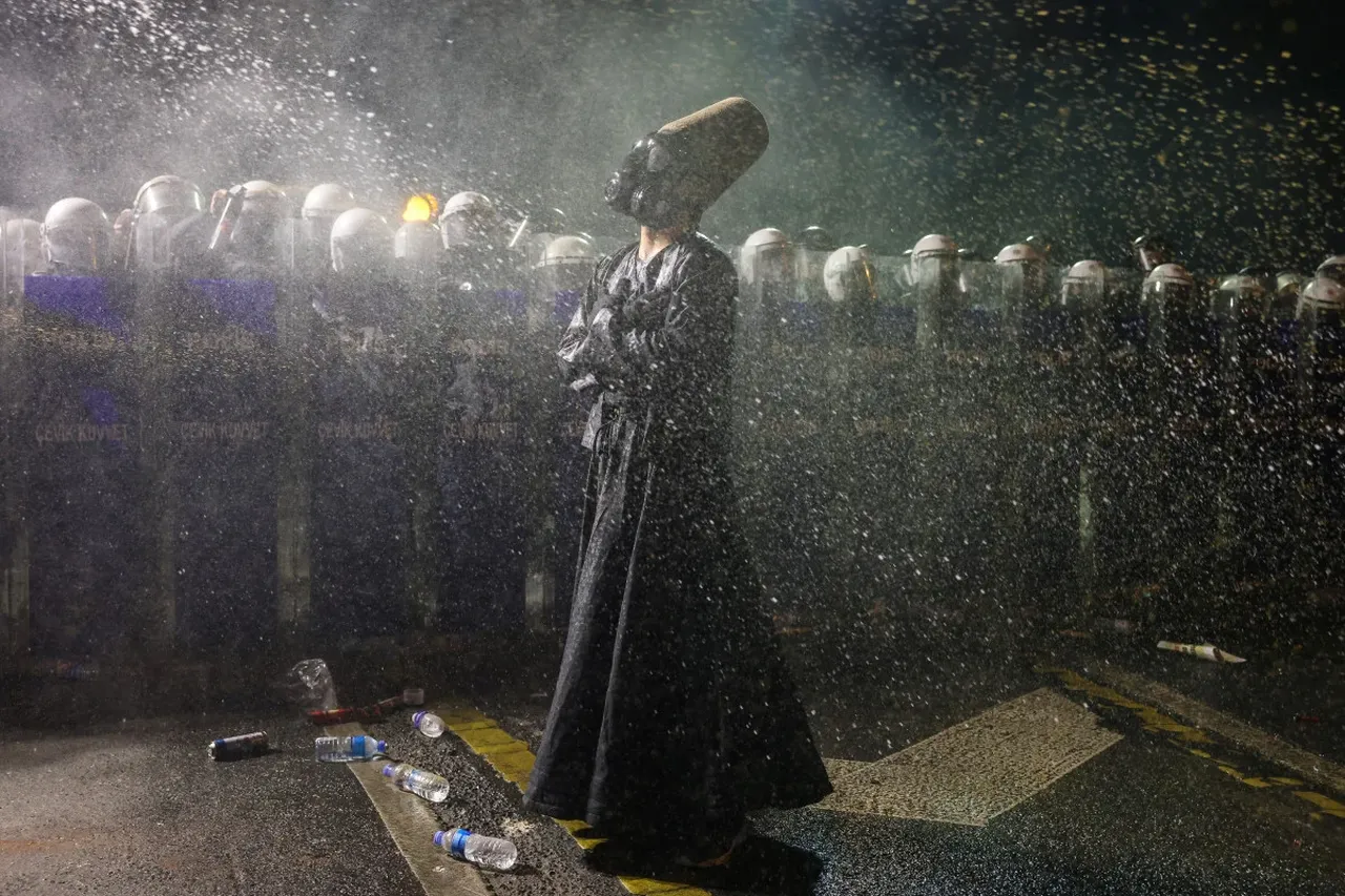 BBC muhabiri Mark Lowen sınır dışı edildi! 