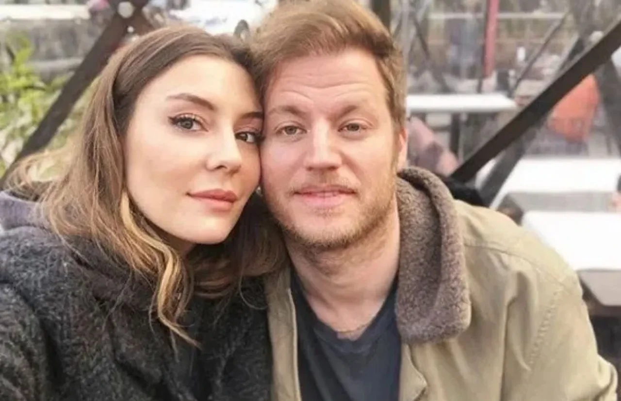 Ege Kökenli'den sevindiren haber! 4 aylık hamile