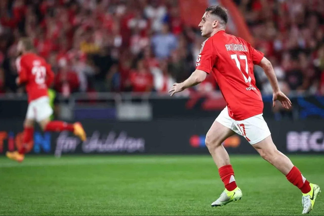 Kerem Aktürkoğlu Gil Vincente Benfica maçında oynayacak mı, maç kadrosu? Milli futbolcu ilk 11'deki formasını tekrar alıyor