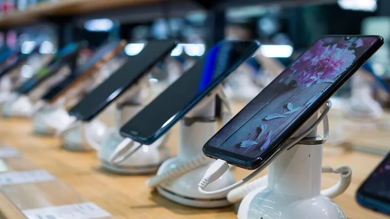 Telefon ve tabletler için yeni düzenleme! BTK'dan Avrupa Birliği hamlesi: 7 Yıl garanti zorunluluğu geliyor