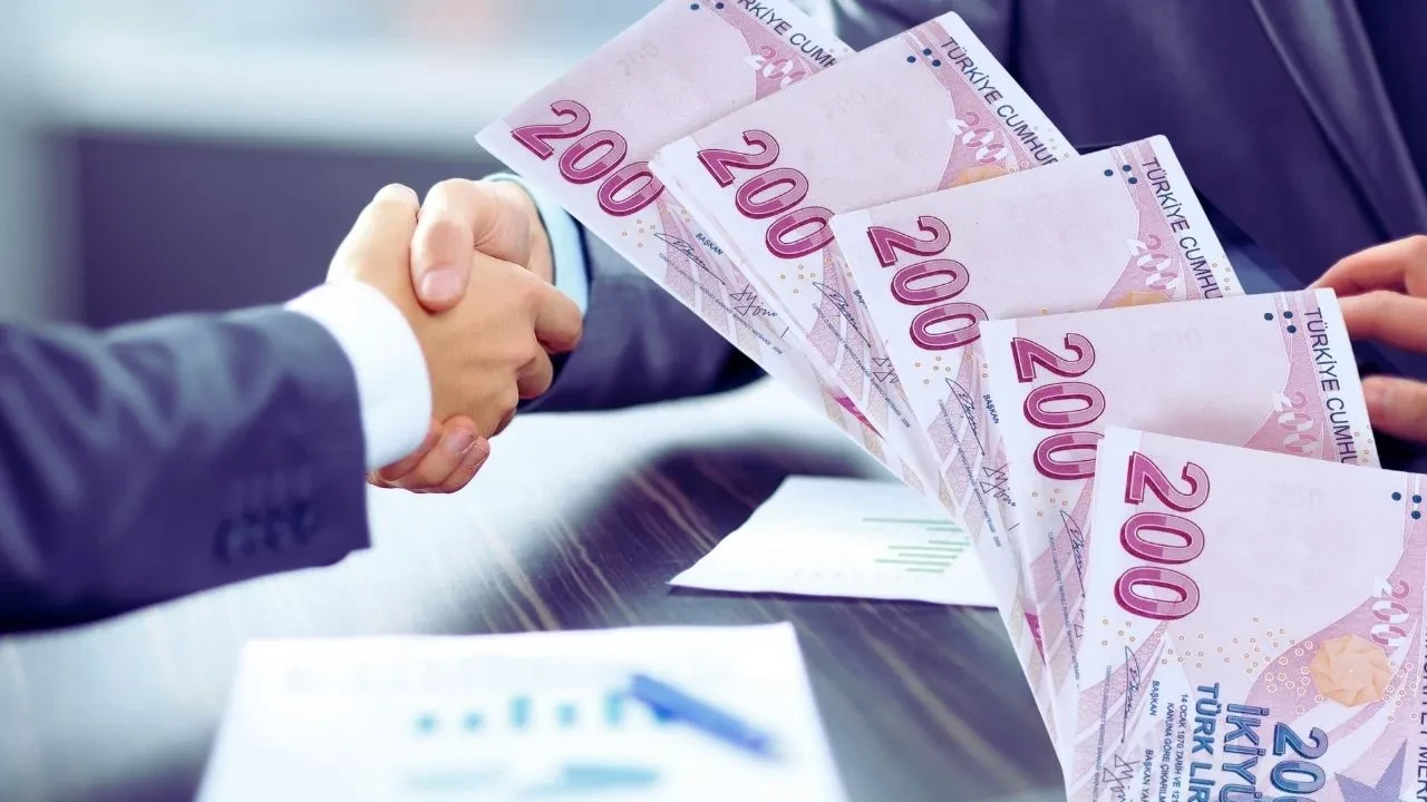 Bayram kredisi ile nakit sıkıntısı yok! Bankalardan faizsiz ve düşük faizli kredi fırsatları